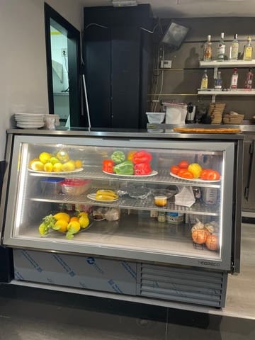 Gewerbe zu vermieten in A Coruña Stadt - 1.500 € (Ref: 8969958)