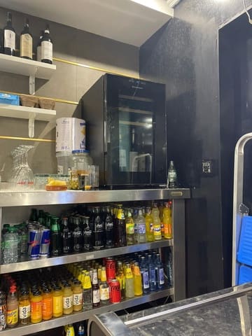 Gewerbe zu vermieten in A Coruña Stadt - 1.500 € (Ref: 8969958)