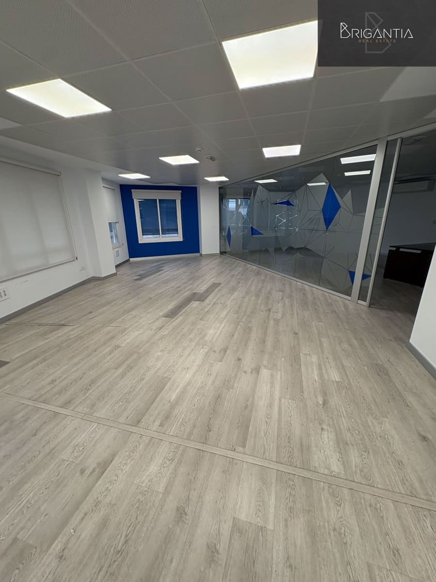 5 bedroom Commercial for rent in A Coruna city - € 1,500 (Ref: 9034210)