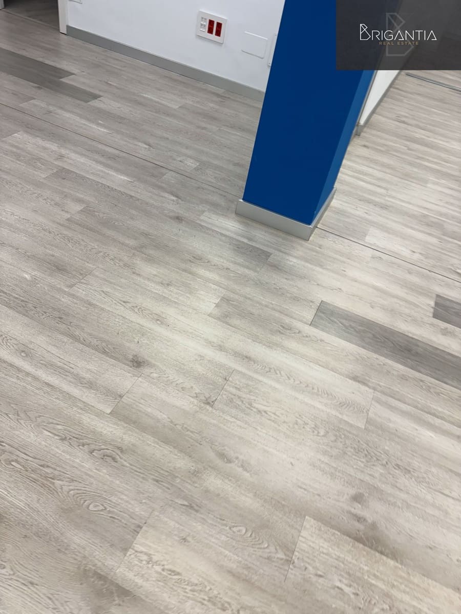 5 bedroom Commercial for rent in A Coruna city - € 1,500 (Ref: 9034210)