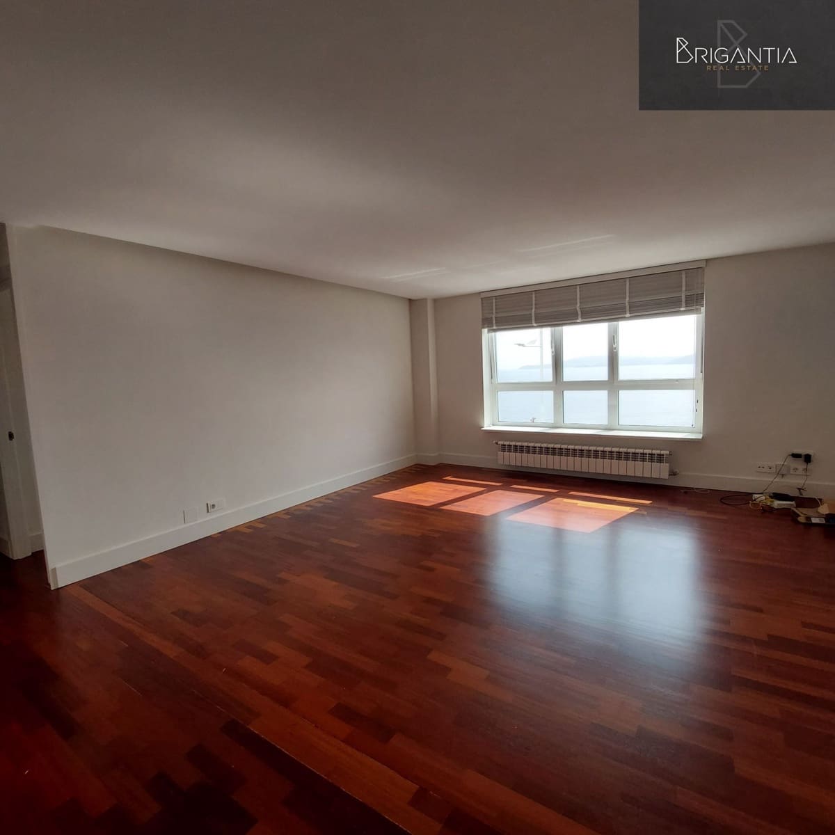 3 soveværelse Lejlighed til leje i A Coruna by med garage - € 1.500 (Ref: 9077763)