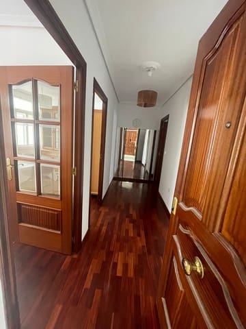 2 makuuhuone Asunto vuokrattavana paikassa A Coruña kaupunki - 1 000 € (Ref: 9108424)