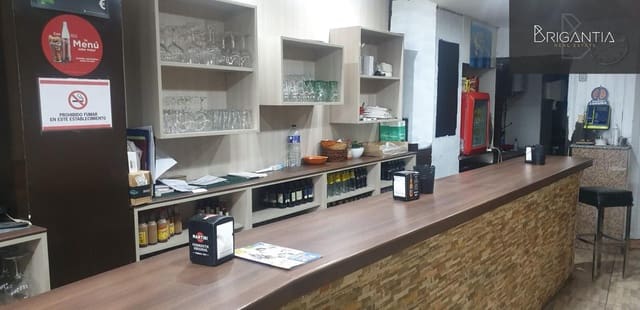 1 quarto Comercial para arrendar em Corunha cidade - 1 500 € (Ref: 9148847)