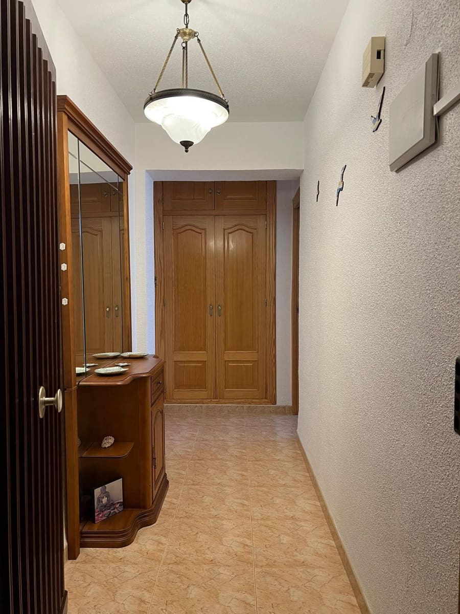 3 quarto Apartamento para arrendar em Mar de Cristal - 700 € (Ref: 10023389)