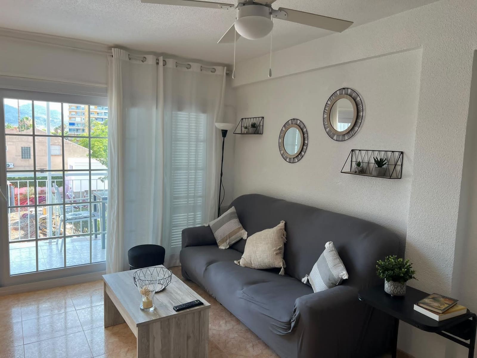 3 quarto Apartamento para arrendar em Mar de Cristal - 700 € (Ref: 10023389)