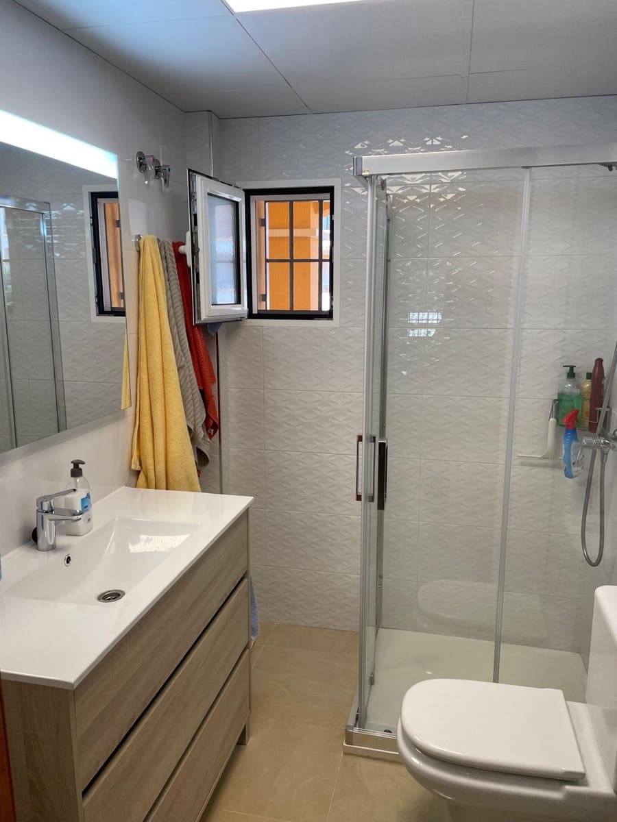 2 bedroom Apartment for sale in Mar de Cristal with pool - € 165,000 (Ref: 10036232)