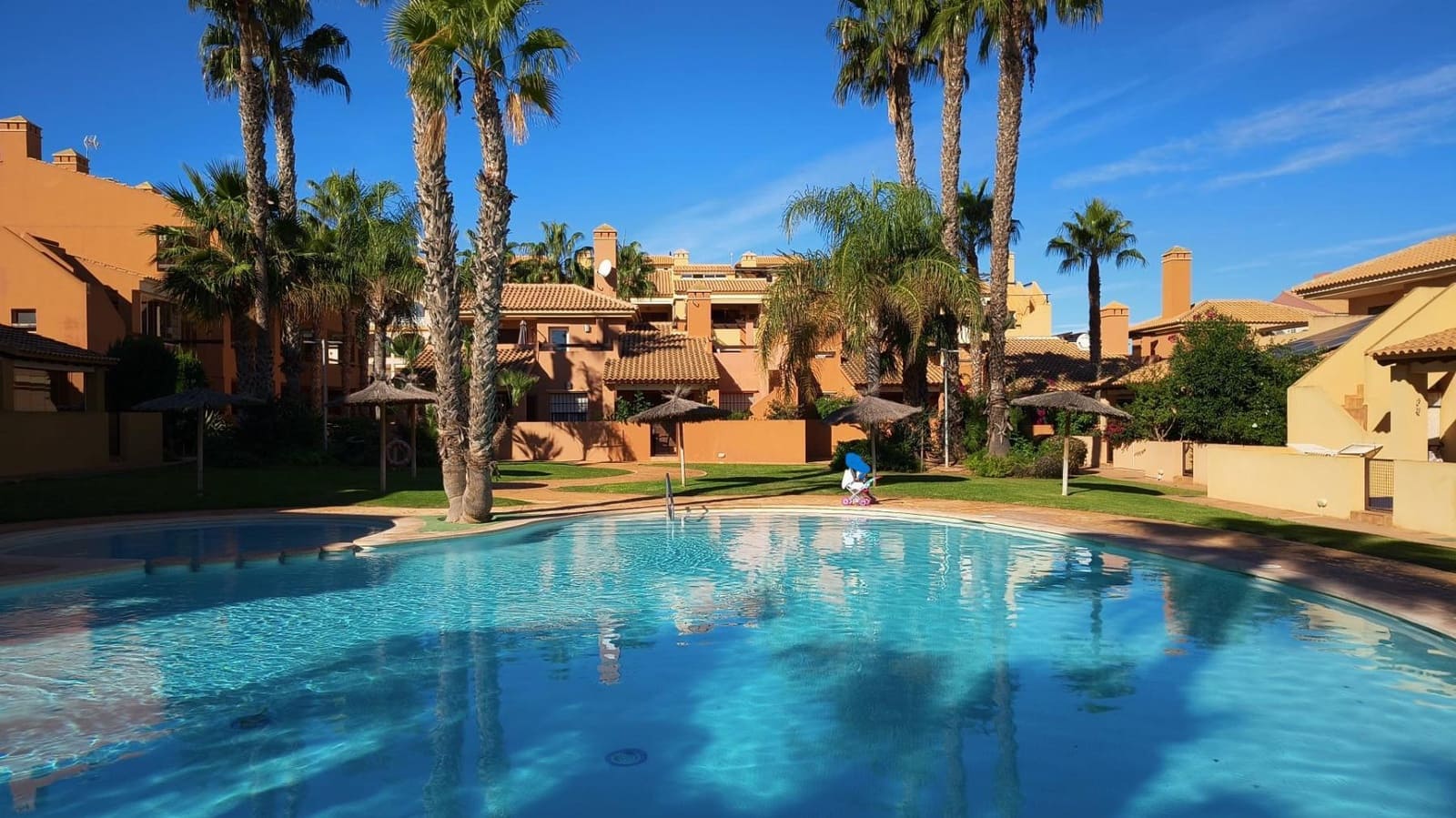 2 bedroom Apartment for sale in Mar de Cristal with pool - € 165,000 (Ref: 10036232)