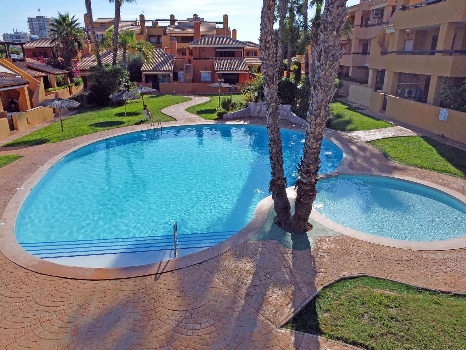 2 bedroom Apartment for sale in Mar de Cristal with pool - € 165,000 (Ref: 10036232)