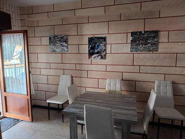 Appartement de 2 chambres à louer à Islas Menores, Carthagène - 650 € (Ref: 10077185)