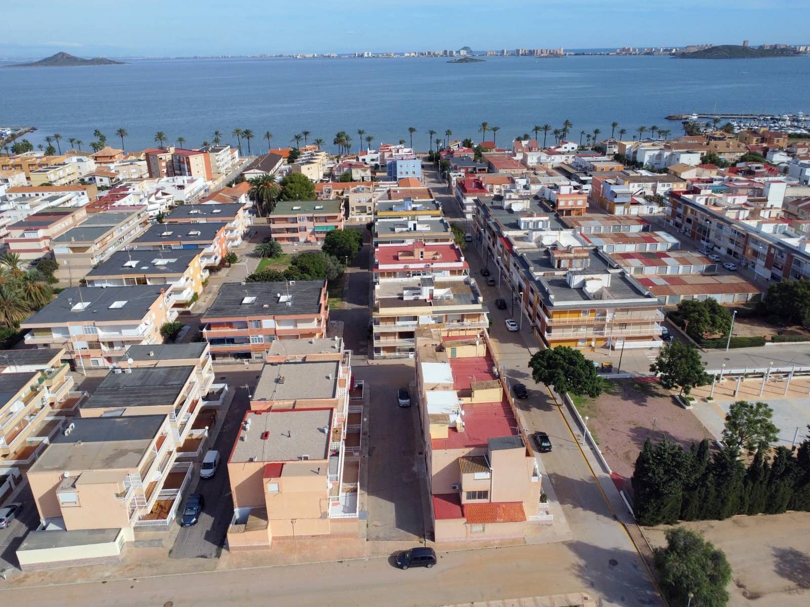 Appartement de 2 chambres à louer à Islas Menores - 650 € (Ref: 10077185)