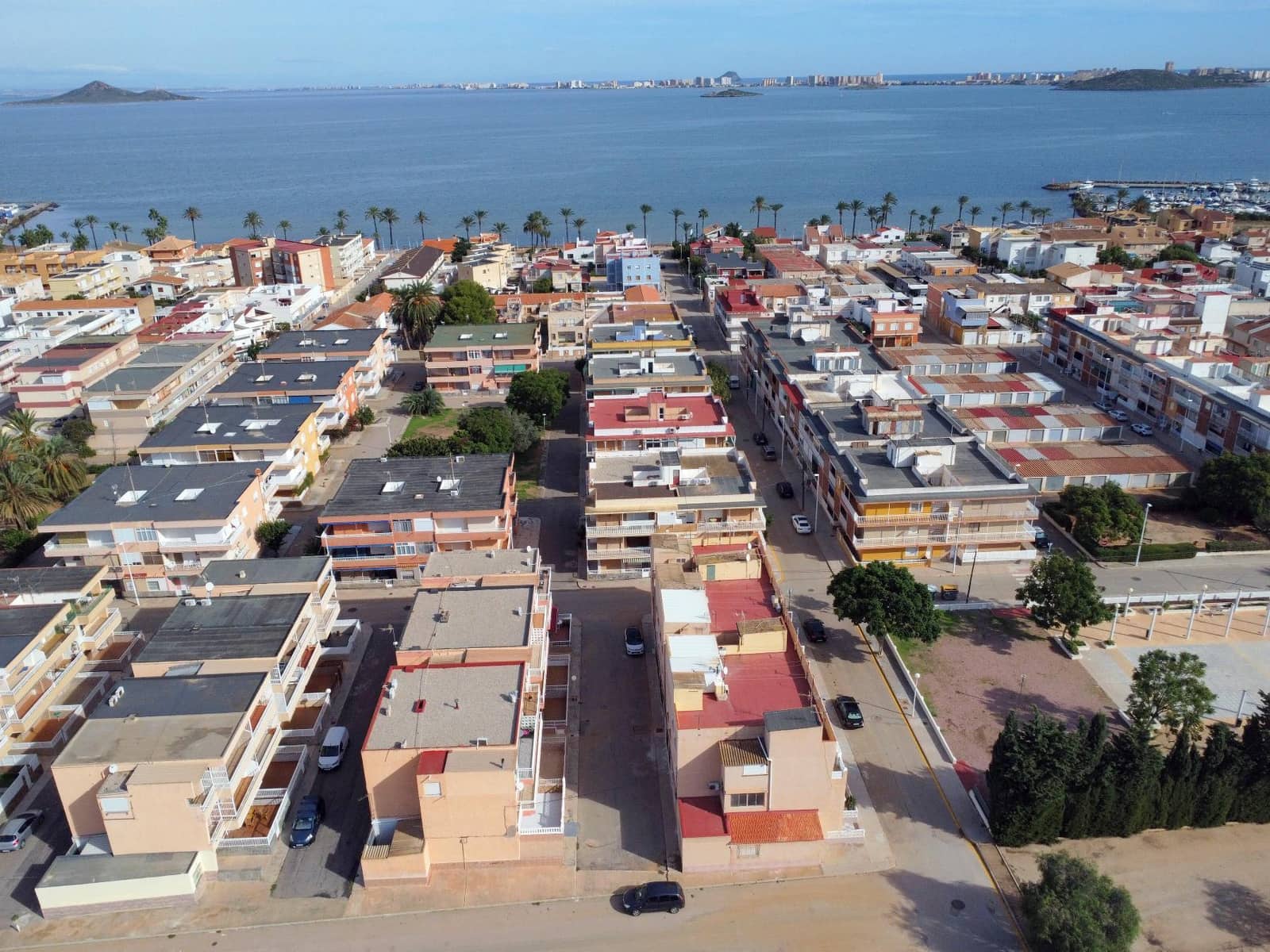 Appartement de 2 chambres à louer à Islas Menores - 650 € (Ref: 10077185)