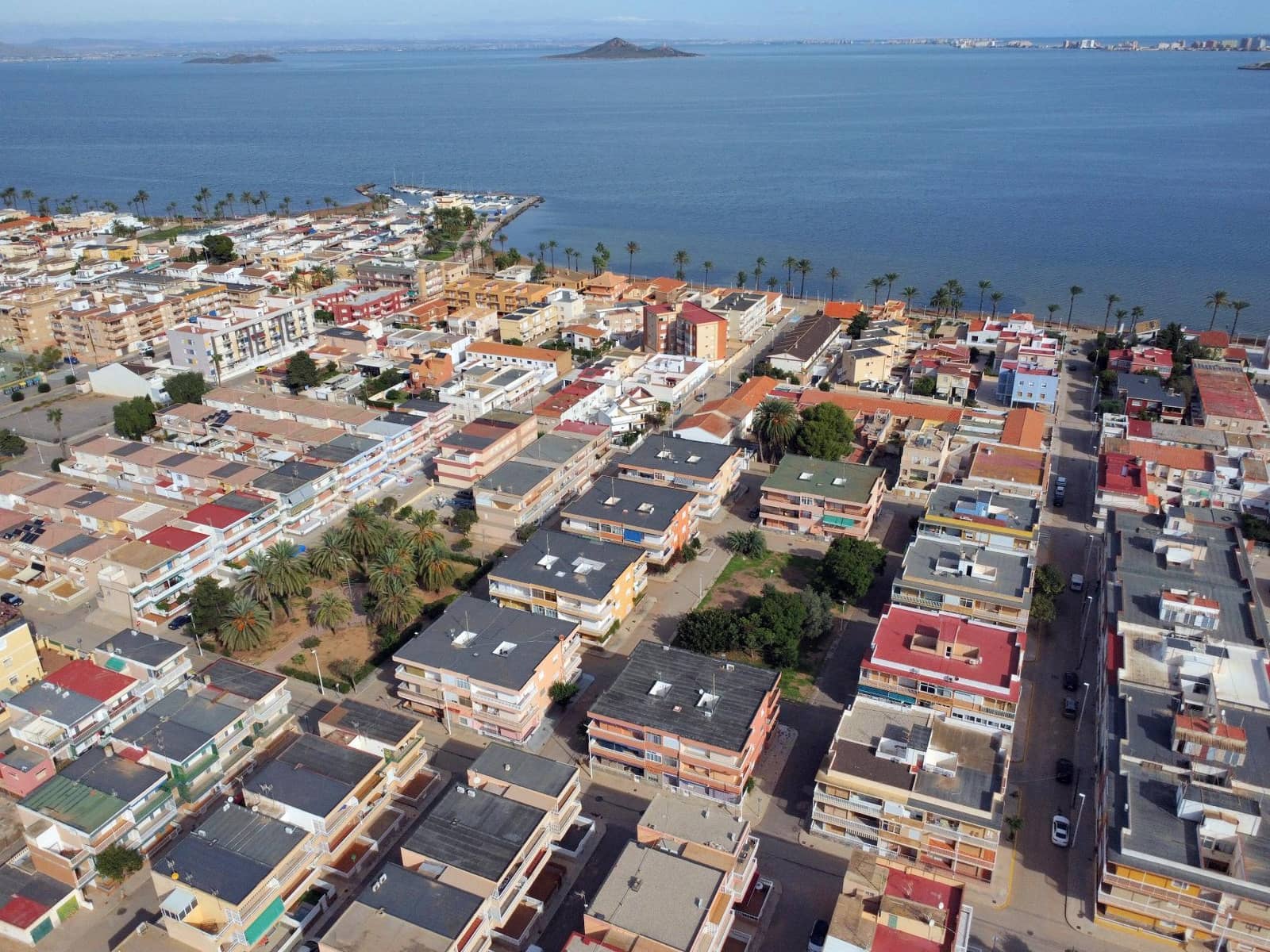 Appartement de 2 chambres à louer à Islas Menores - 650 € (Ref: 10077185)