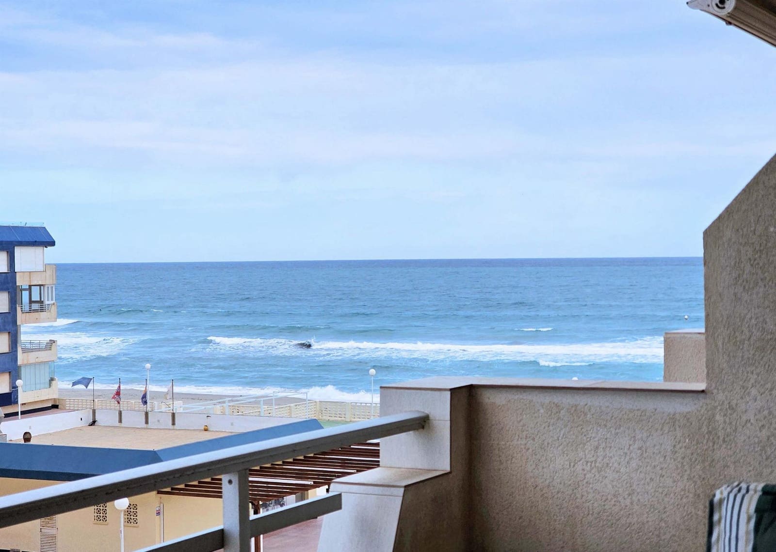 3 bedroom Apartment for rent in Cartagena with pool garage - € 4,000 (Ref: 8759535)