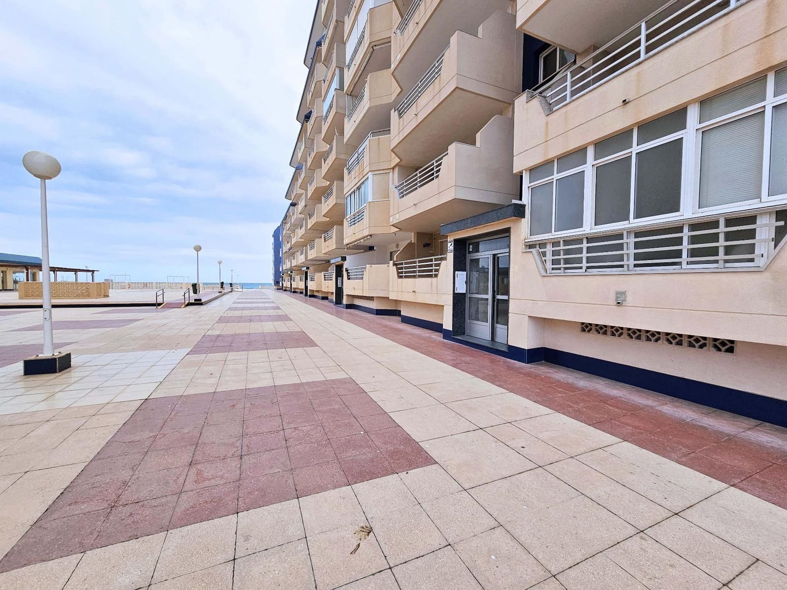 3 bedroom Apartment for rent in Cartagena with pool garage - € 4,000 (Ref: 8759535)