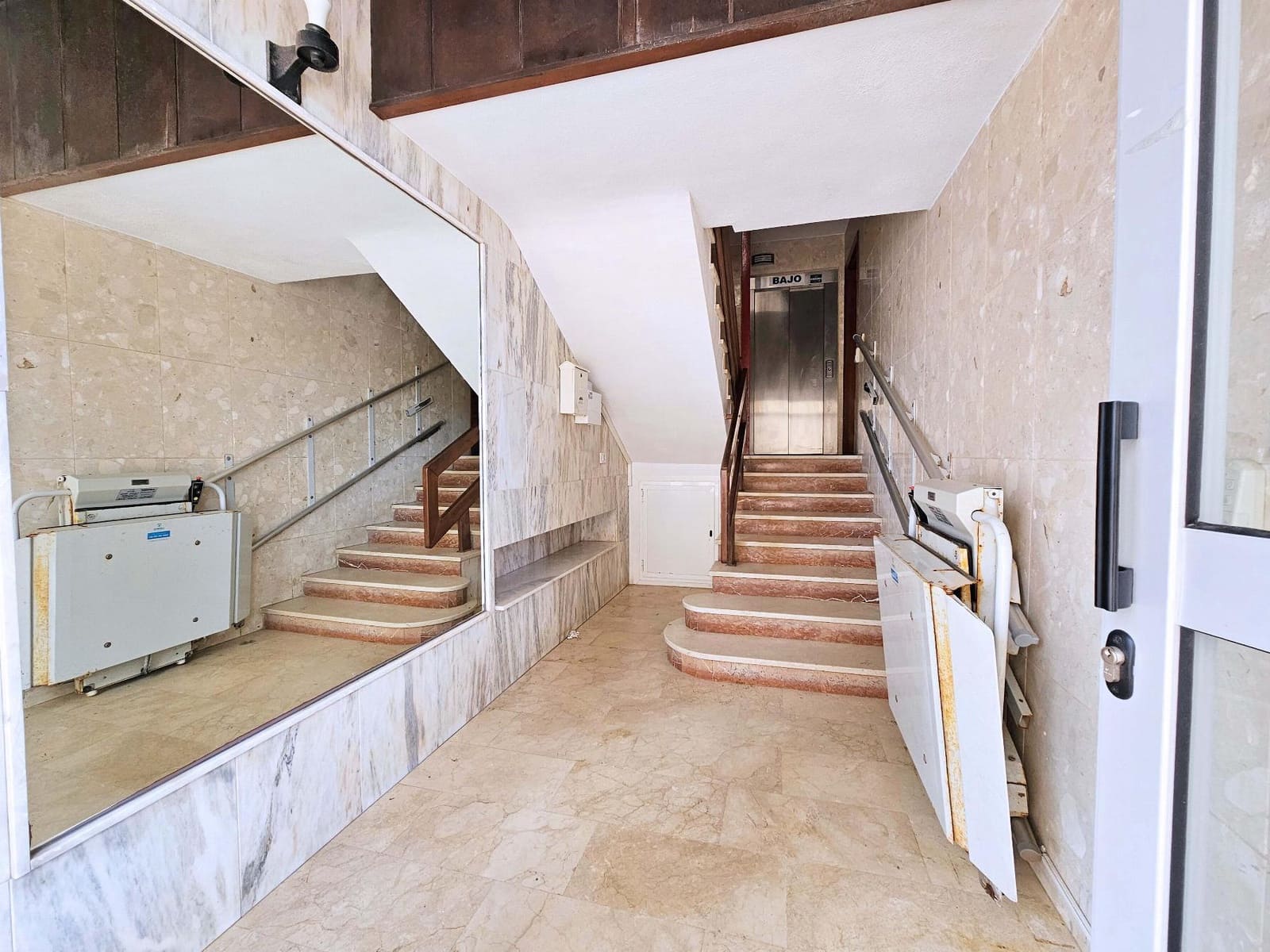 3 bedroom Apartment for rent in Cartagena with pool garage - € 4,000 (Ref: 8759535)