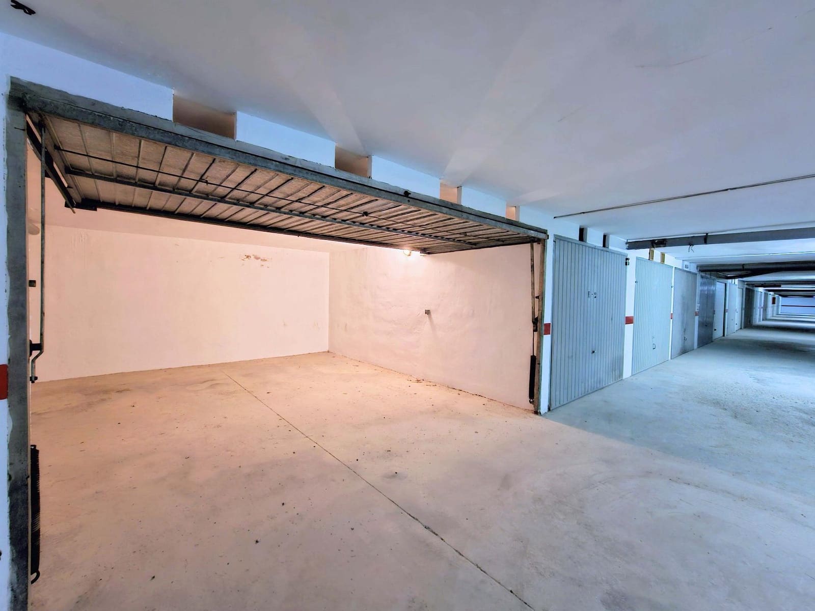 3 bedroom Apartment for rent in Cartagena with pool garage - € 4,000 (Ref: 8759535)