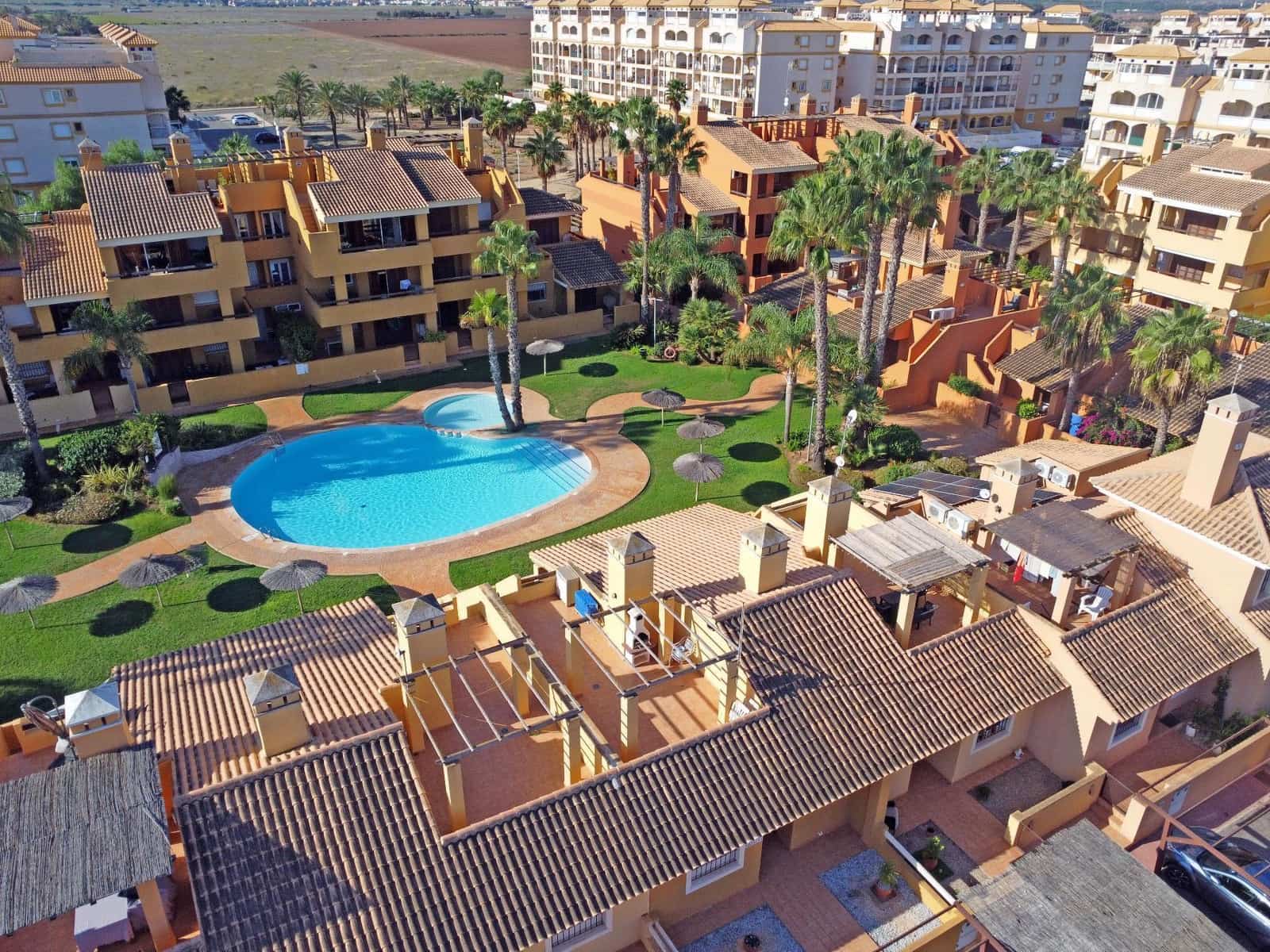 3 bedroom Penthouse for sale in Mar de Cristal with pool garage - € 250,000 (Ref: 9417982)