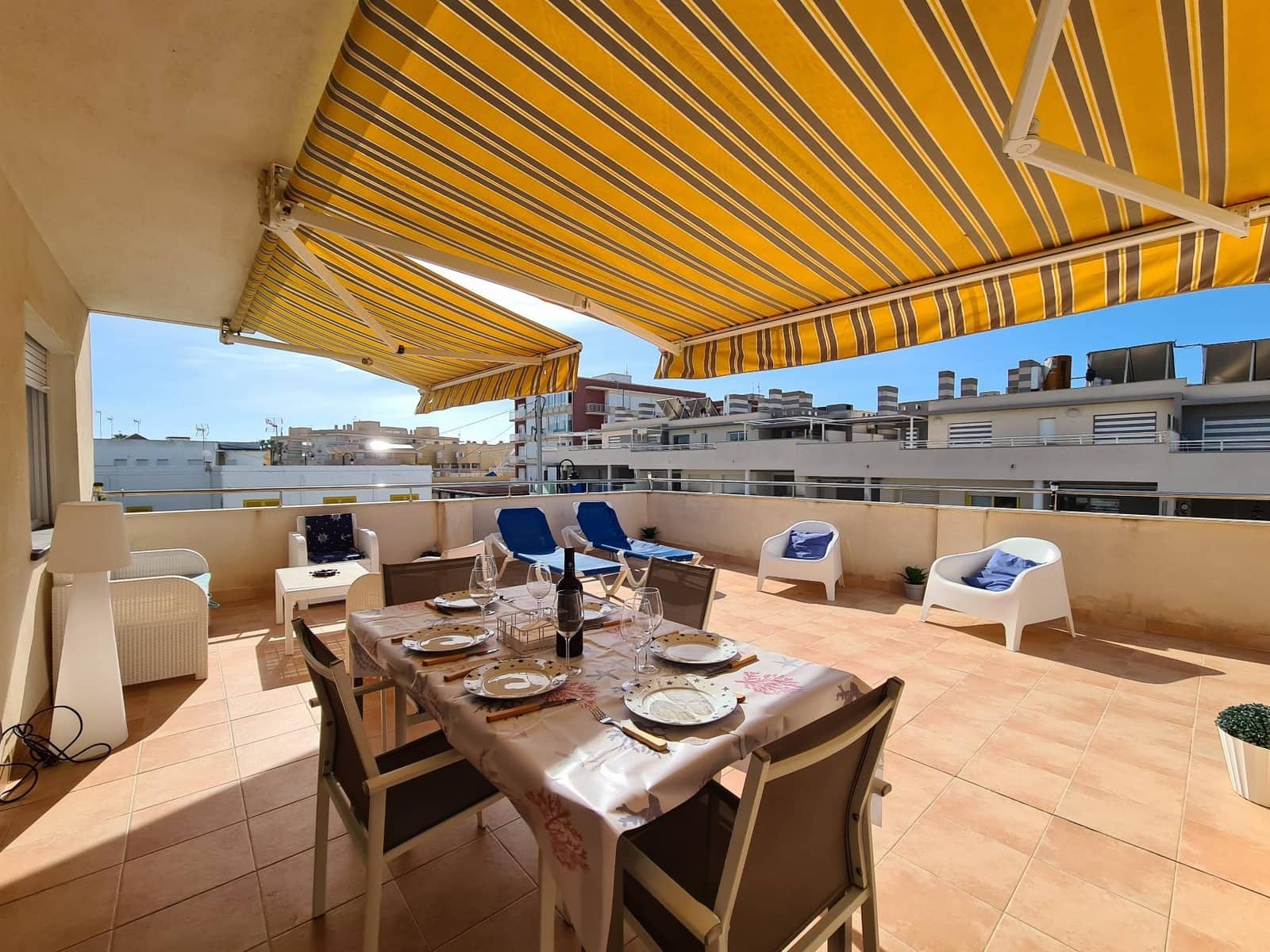 3 makuuhuone Huoneisto vuokrattavana paikassa Cabo de Palos mukana 
autotalli - 2 500 € (Ref: 9417984)