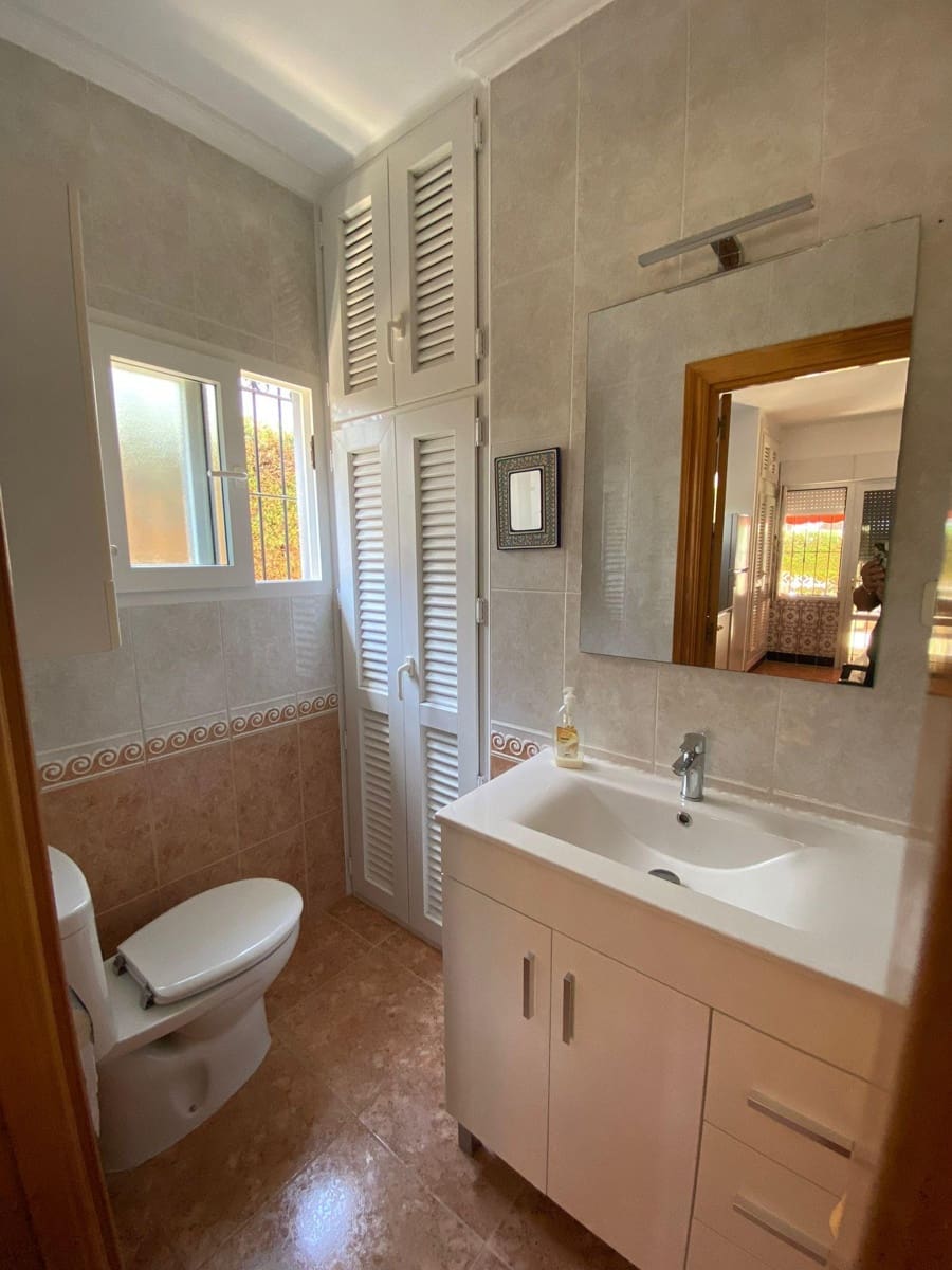 4 bedroom Villa for sale in Mar de Cristal with garage - € 290,000 (Ref: 9417986)