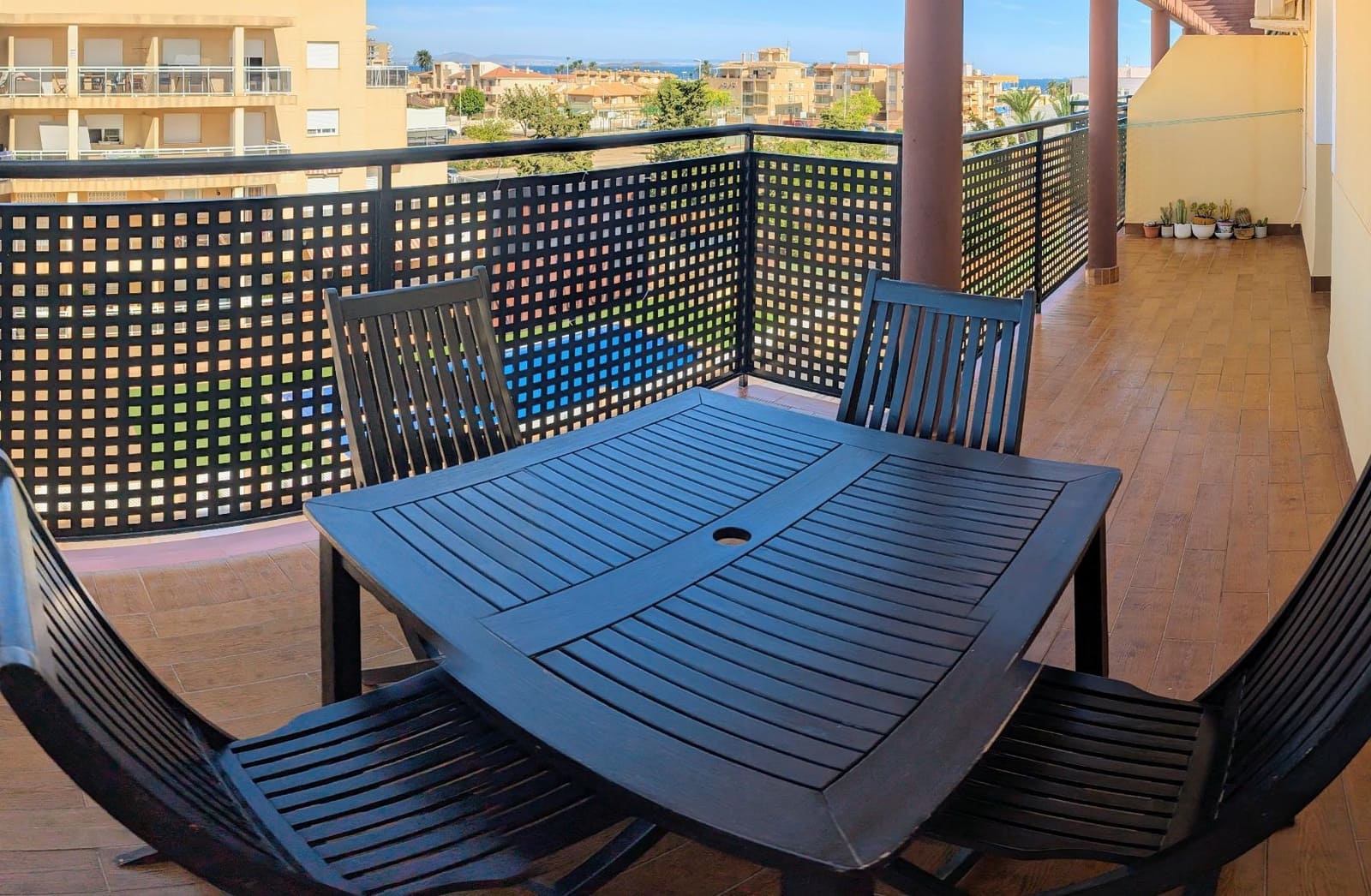 2 makuuhuone Huoneisto vuokrattavana paikassa Islas Menores - 2 300 € (Ref: 9548407)