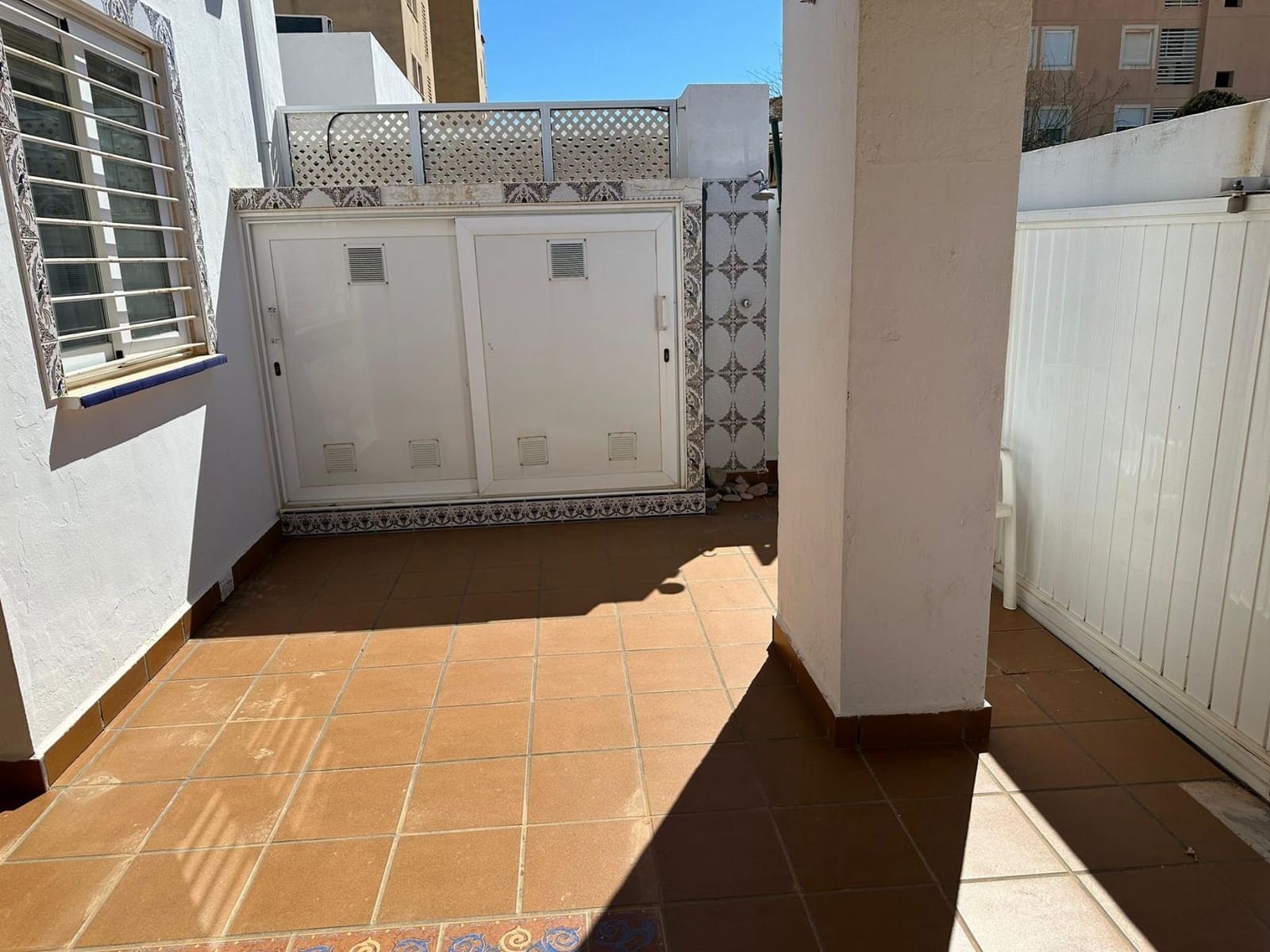 2 soveværelse Lejlighed til leje i Mar de Cristal med garage - € 2.500 (Ref: 9780724)