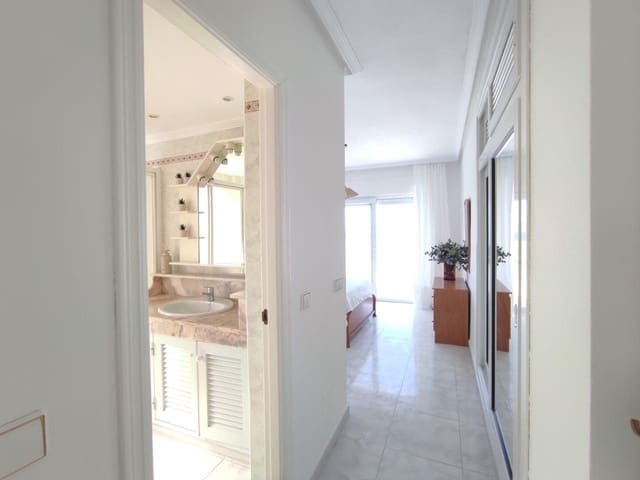 2 sypialnia Apartament do wynajęcia w La Manga del Mar Menor z basenem - 4 000 € (Ref: 9805796)