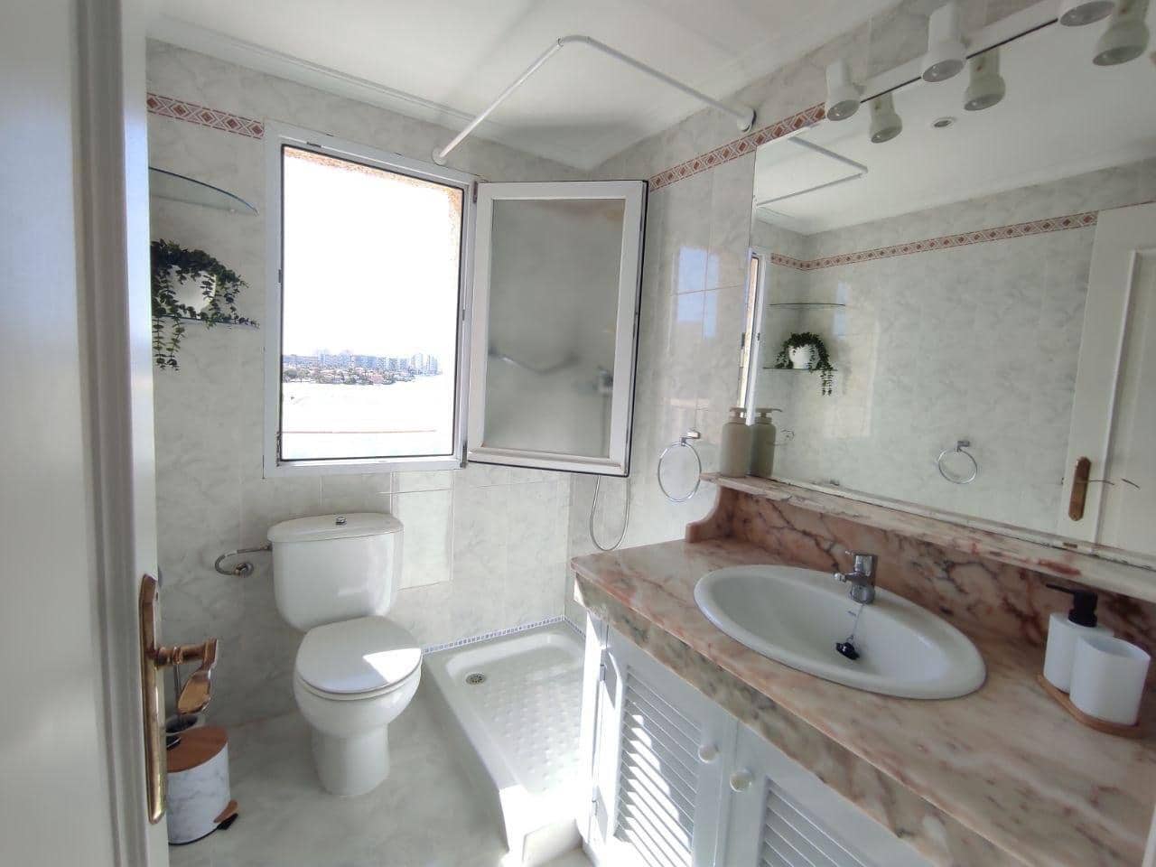 2 sypialnia Apartament do wynajęcia w La Manga del Mar Menor z basenem - 4 000 € (Ref: 9805796)