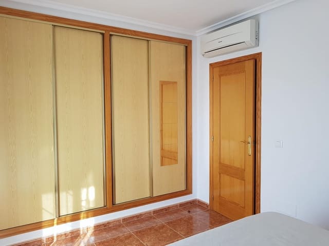 3 slaapkamer Appartement te huur in Playa Paraiso, Cartagena met zwembad - € 2.500 (Ref: 9912272)