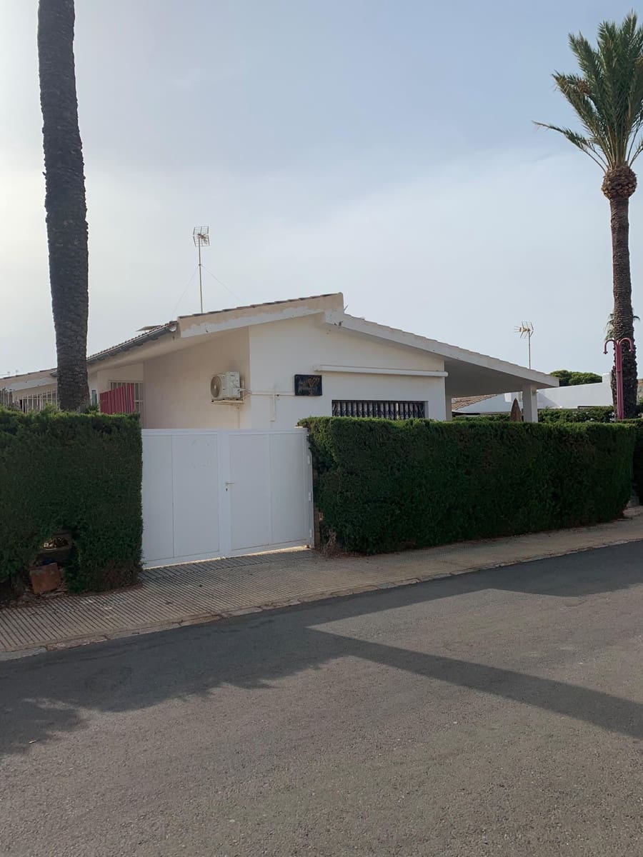 4 bedroom Villa for sale in Mar de Cristal with garage - € 385,000 (Ref: 9977434)