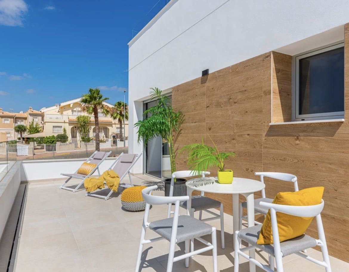 4 sovrum Villa till salu i Ciudad Quesada med pool garage - 774 452 € (Ref: 10027555)