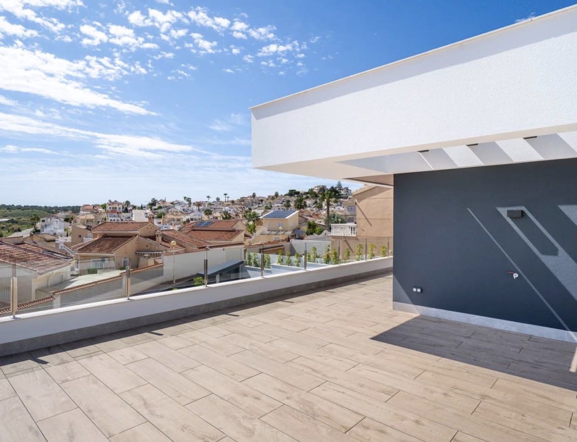 4 camera da letto Villa in vendita in Ciudad Quesada con piscina garage - 1.150.000 € (Rif: 10027572)