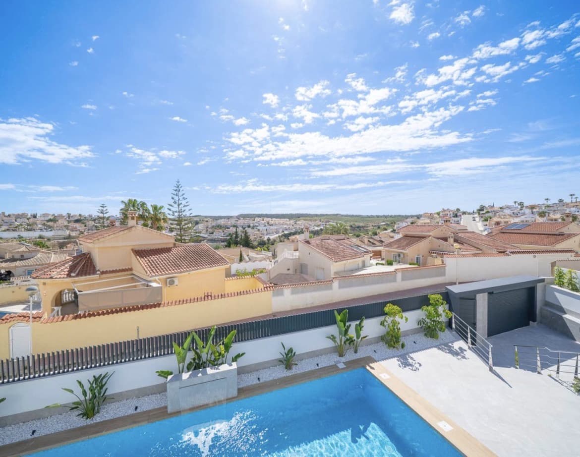 4 camera da letto Villa in vendita in Ciudad Quesada con piscina garage - 1.150.000 € (Rif: 10027572)
