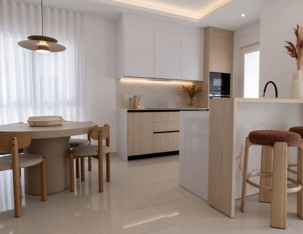 2 bedroom Apartment for sale in Ciudad Quesada with pool garage - € 310,000 (Ref: 10027592)