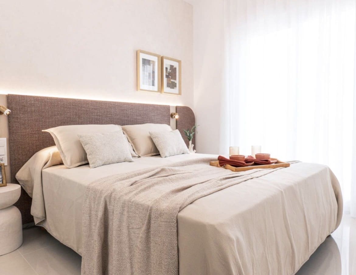2 bedroom Apartment for sale in Ciudad Quesada with pool garage - € 310,000 (Ref: 10027592)