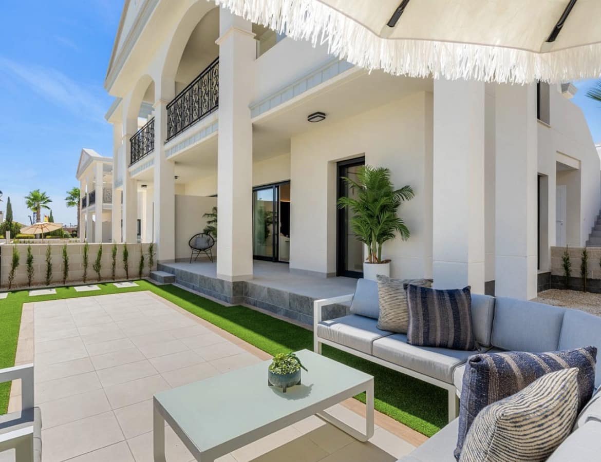2 bedroom Apartment for sale in Ciudad Quesada with pool garage - € 310,000 (Ref: 10027592)