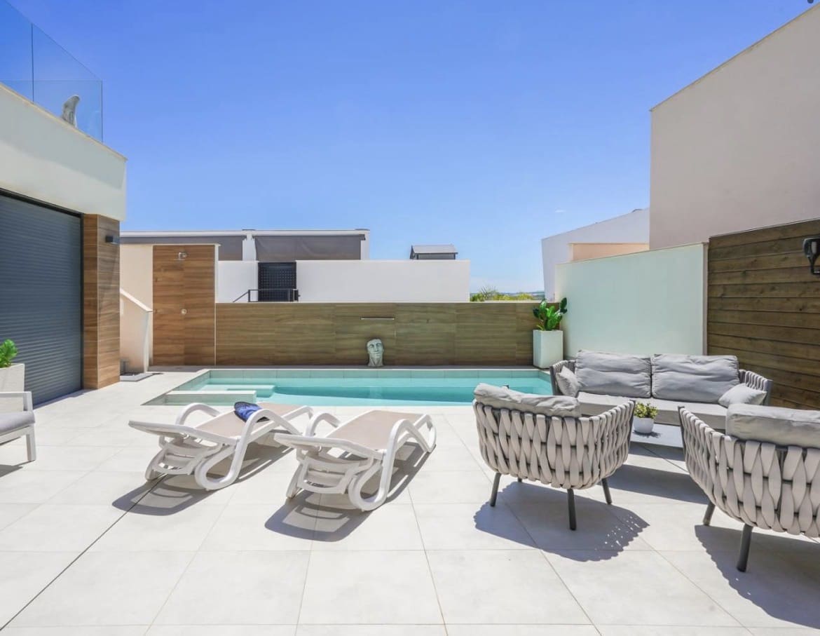 4 camera da letto Villa in vendita in Benijofar con piscina garage - 690.000 € (Rif: 10031365)