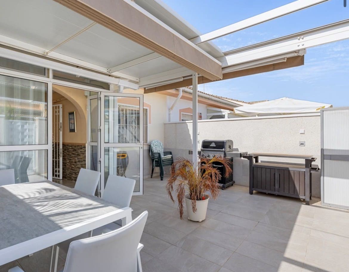 2 Zimmer Haus zu verkaufen in Ciudad Quesada mit Pool - 185.000 € (Ref: 10033320)