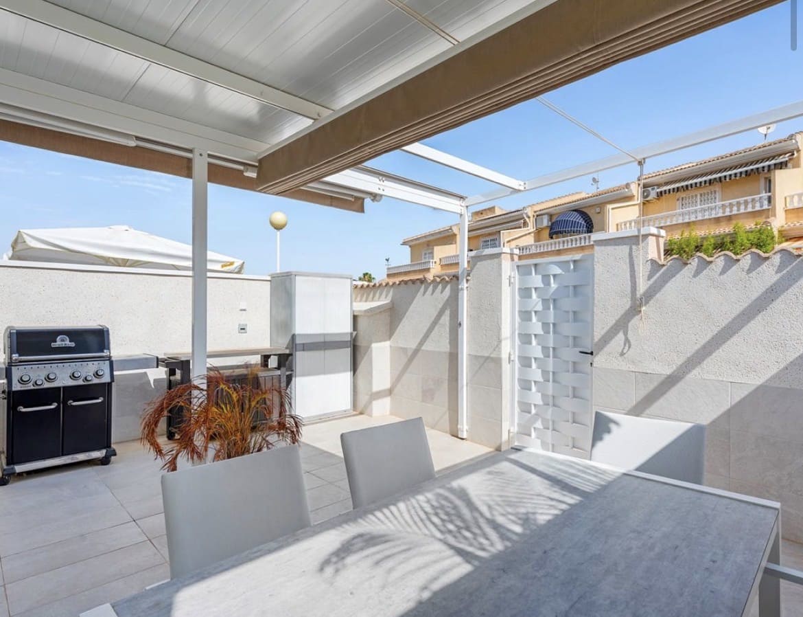 2 Zimmer Haus zu verkaufen in Ciudad Quesada mit Pool - 185.000 € (Ref: 10033320)