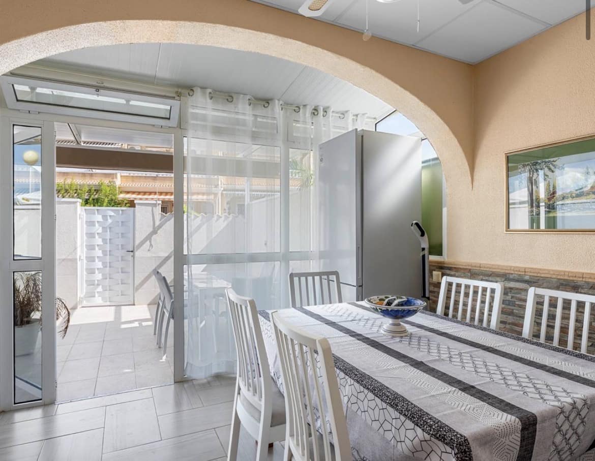 2 Zimmer Haus zu verkaufen in Ciudad Quesada mit Pool - 185.000 € (Ref: 10033320)