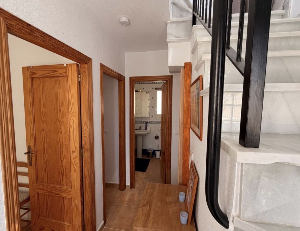 Casa de 3 habitaciones en El Raso en venta con piscina - 195.000 € (Ref: 10033366)