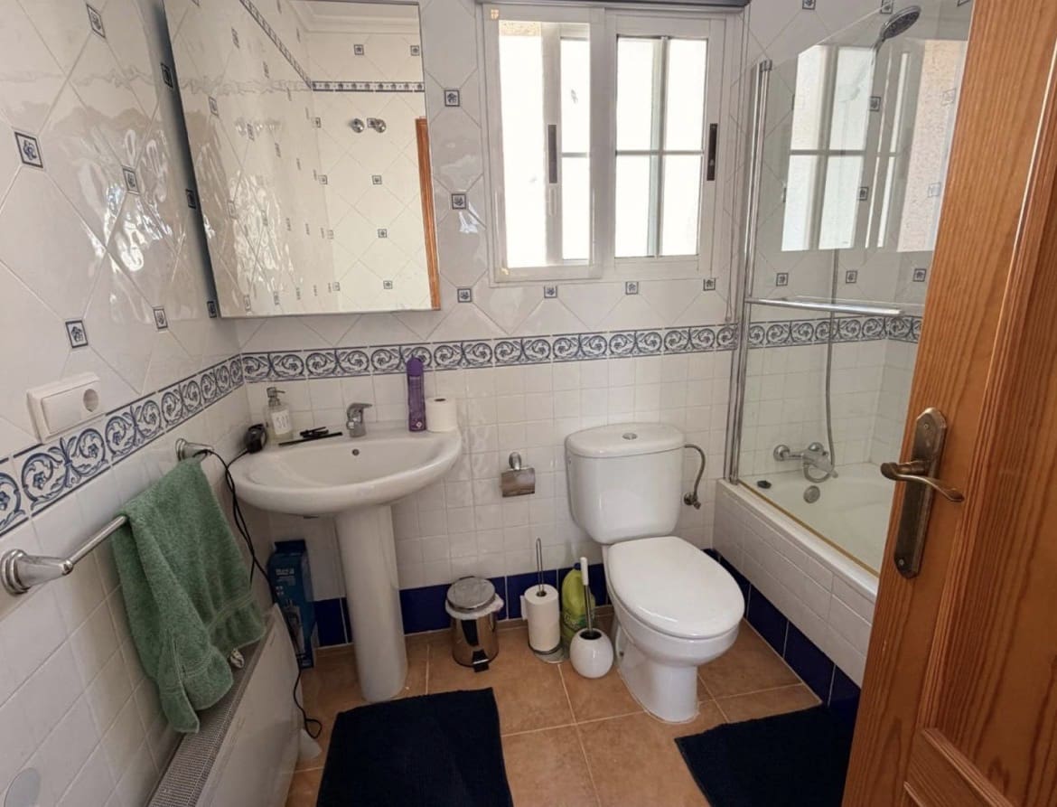 Casa de 3 habitaciones en El Raso en venta con piscina - 195.000 € (Ref: 10033366)
