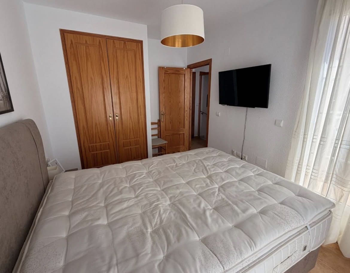Casa de 3 habitaciones en El Raso en venta con piscina - 195.000 € (Ref: 10033366)