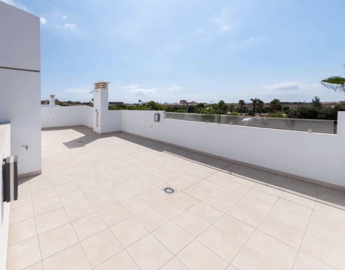 3 quarto Moradia para venda em Los Alcazares com piscina garagem - 479 951 € (Ref: 10034804)
