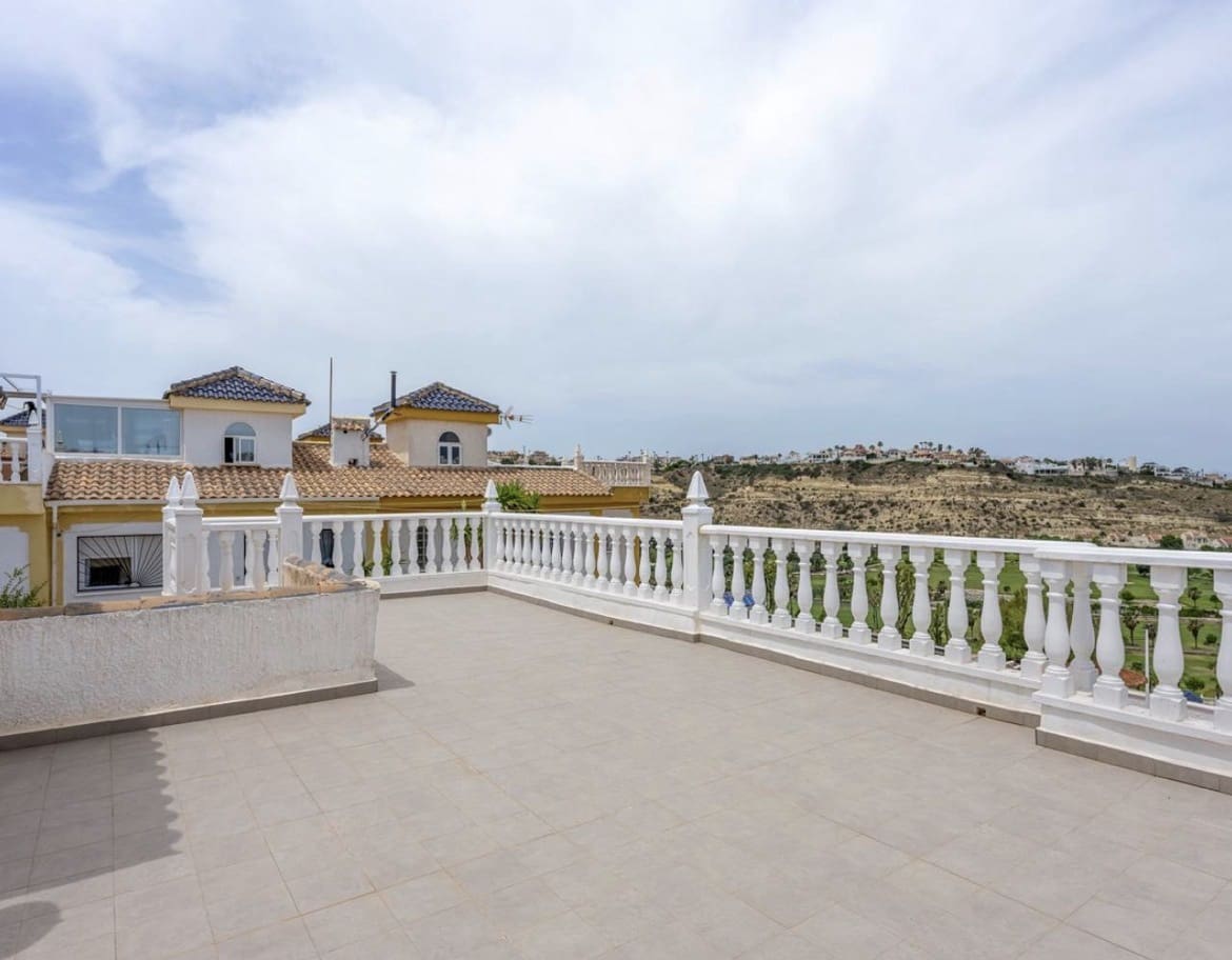 3 bedroom Townhouse for sale in Ciudad Quesada with pool garage - € 209,000 (Ref: 10038537)