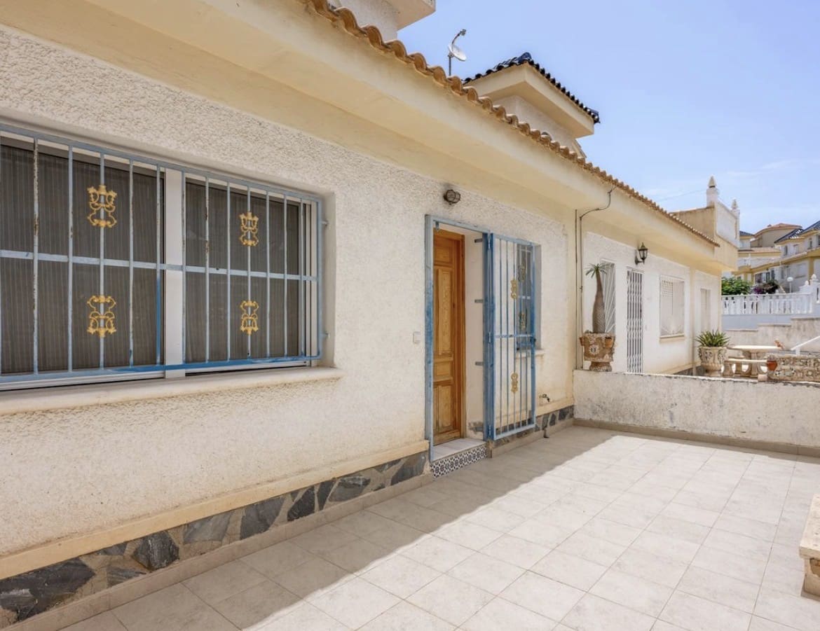 3 bedroom Townhouse for sale in Ciudad Quesada with pool garage - € 209,000 (Ref: 10038537)