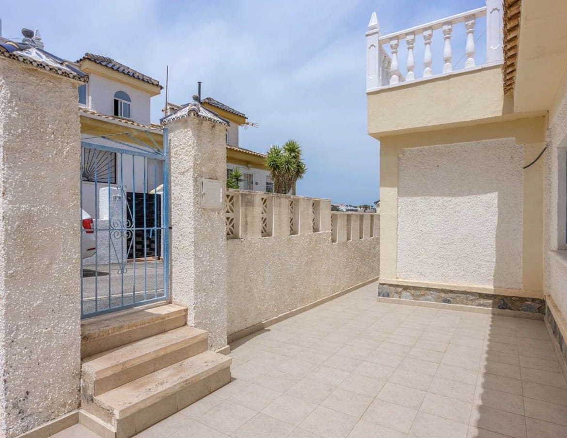 3 bedroom Townhouse for sale in Ciudad Quesada with pool garage - € 209,000 (Ref: 10038537)