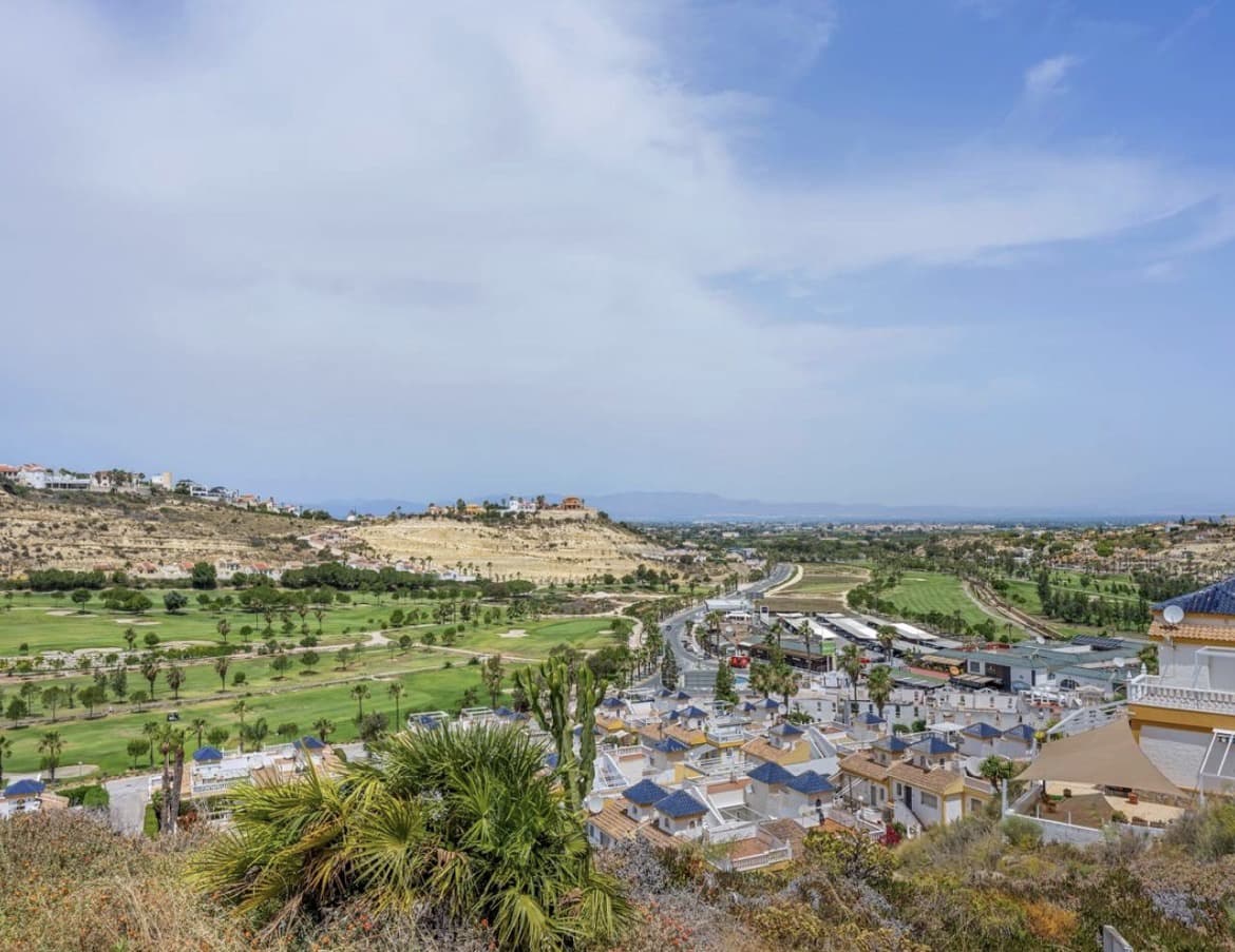 3 bedroom Townhouse for sale in Ciudad Quesada with pool garage - € 209,000 (Ref: 10038537)