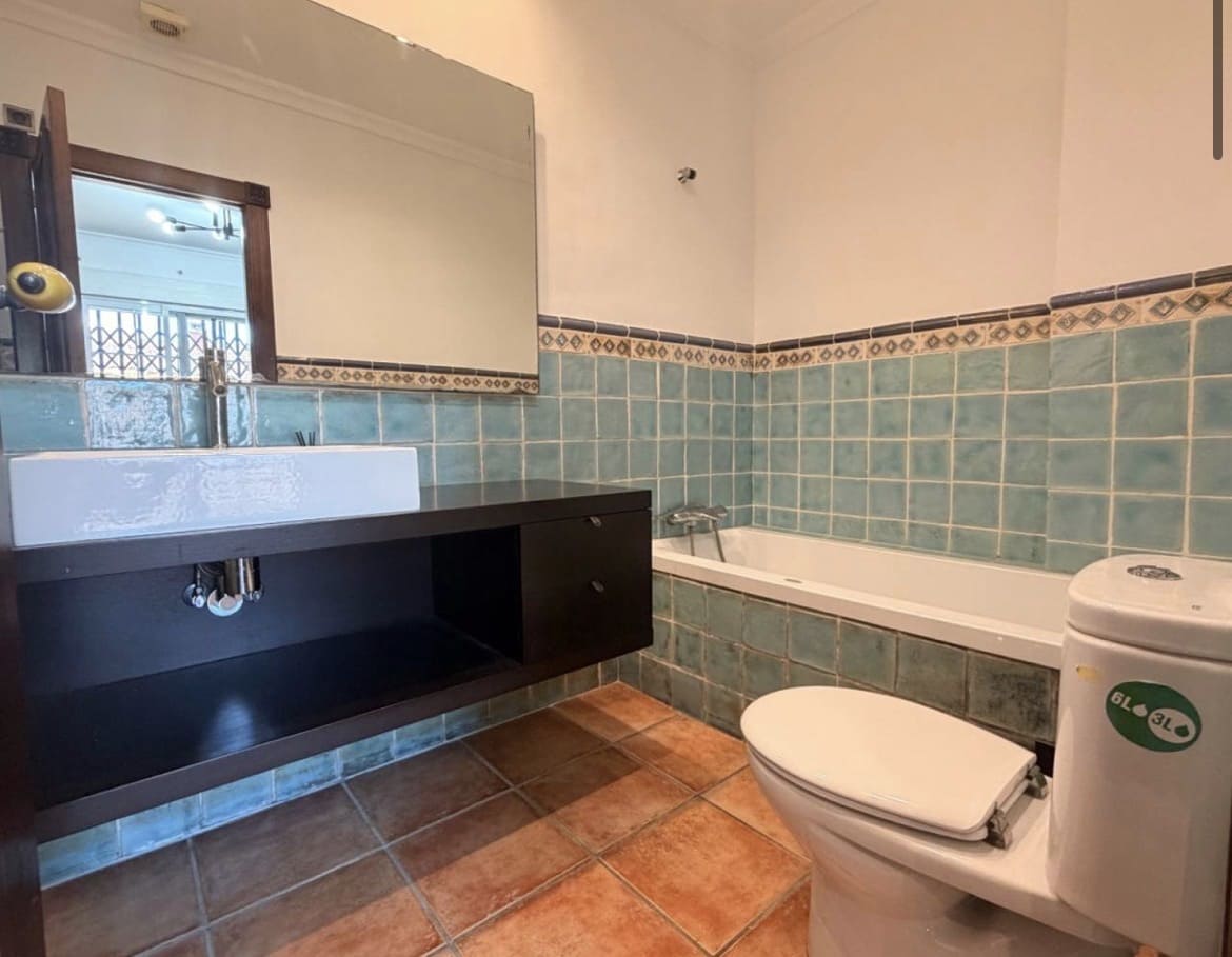 3 bedroom Townhouse for sale in Catral with pool garage - € 215,000 (Ref: 10038539)