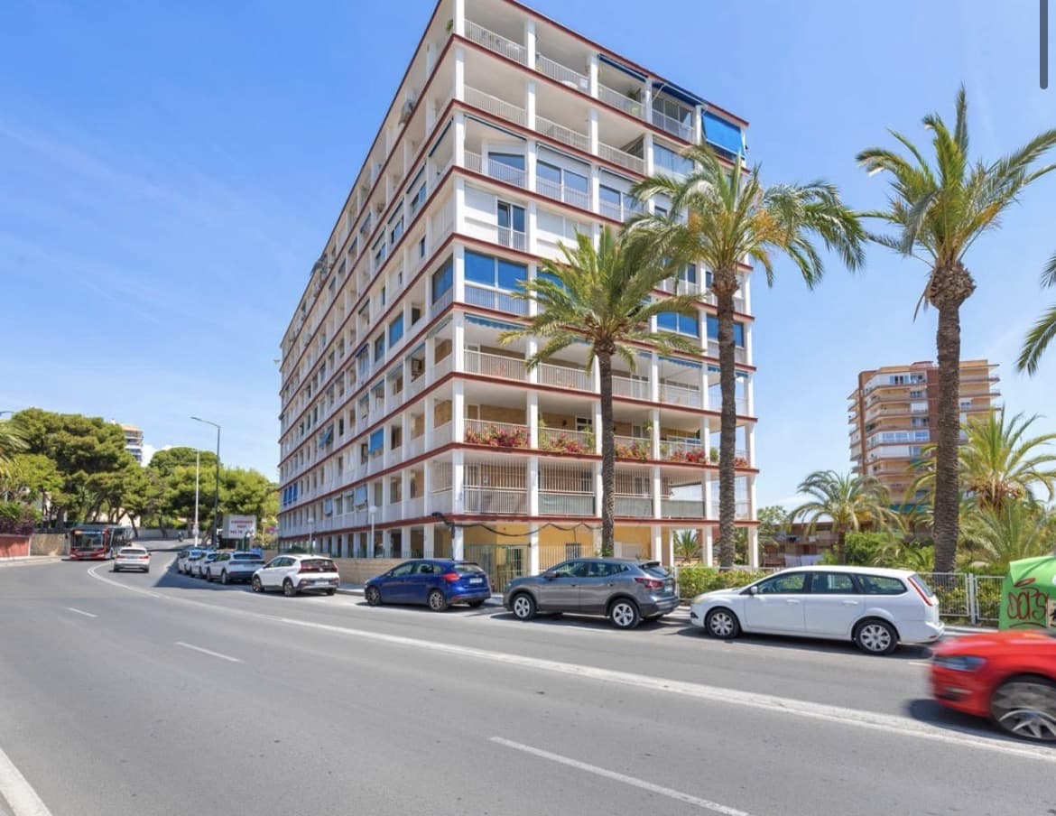 2 camera da letto Appartamento sulla Spiaggia in vendita in Alicante citta con garage - 225.000 € (Rif: 10038551)