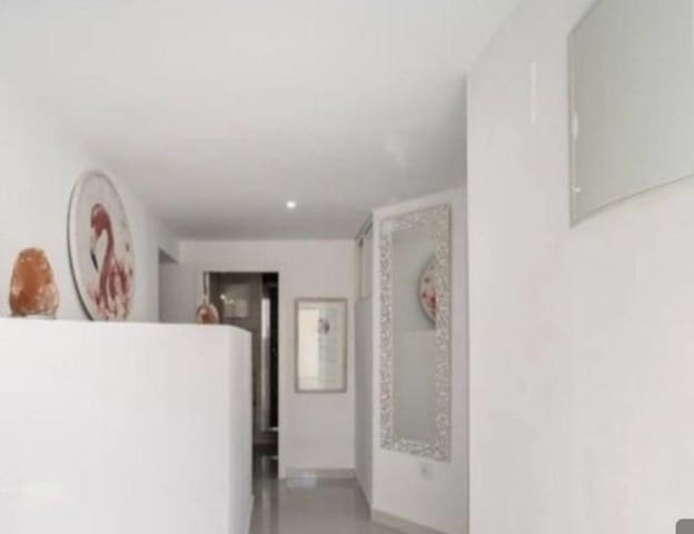 Villa/Maison de 6 chambres à louer à Ciudad Quesada, Rojales avec piscine garage - 2 800 € (Ref: 10038558)